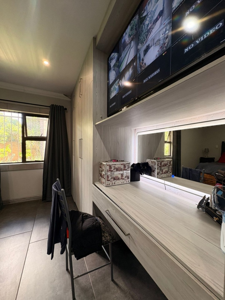 3 Bedroom Property for Sale in Flimieda North West